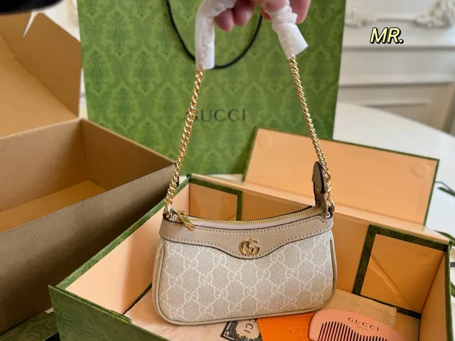 Gucci Jackie 1961 Mini GG Supreme Canvas