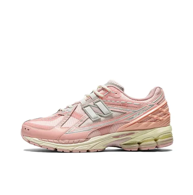 New Balance 2002R