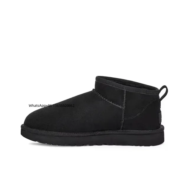 UGG Classic Mini All Black