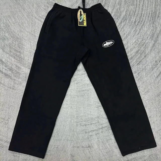 Sweatpants Logo Patch