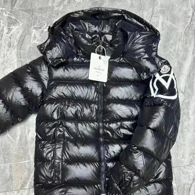 35黑色