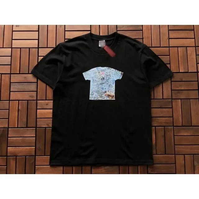 Supreme T-Shirt Graffiti Print