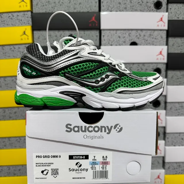 Saucony Pro Grid Omni 9 White/Black/Green