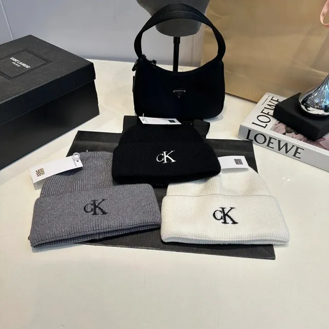 10 black