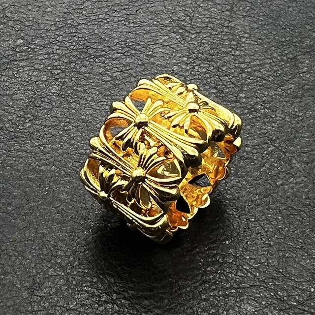 金色墓葬十字架