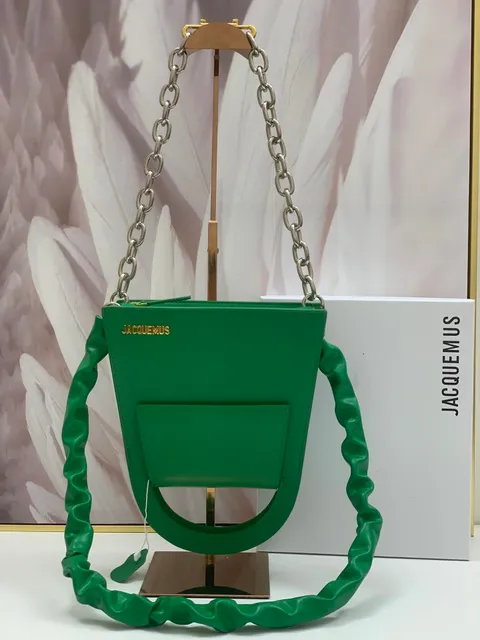 Jacquemus Le Chiquito Ruched Chain Strap