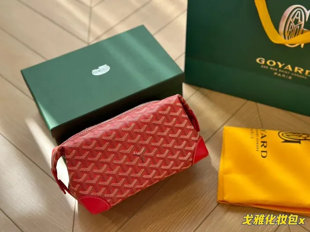 Goyard Cosmetic Pouch Red Goyardine Canvas