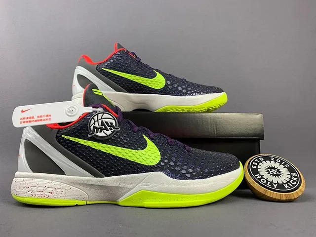 Nike Zoom Kobe 6 Grinch