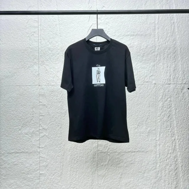 Comme des Garçons Graphic T-Shirt C. Print