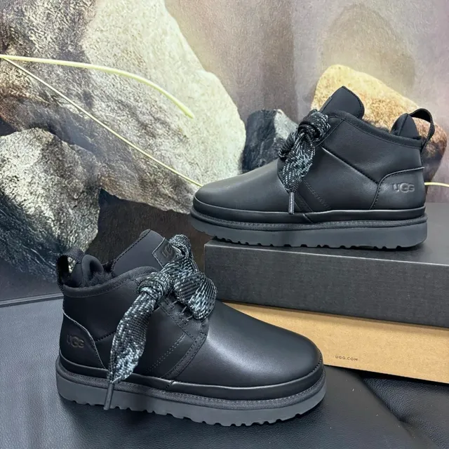 UGG Classic Mini Ultra Black
