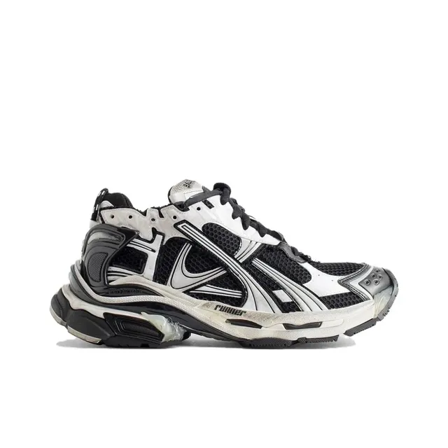 Runner7.5黑白