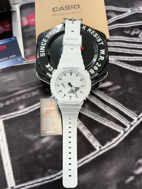 Casio G-Shock GA-2100 All-White