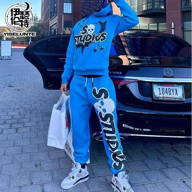 Skull Print Hoodie and Joggers Set Skull Logo