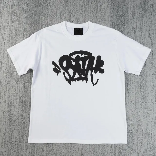 Syna World T-Shirt Graffiti Logo
