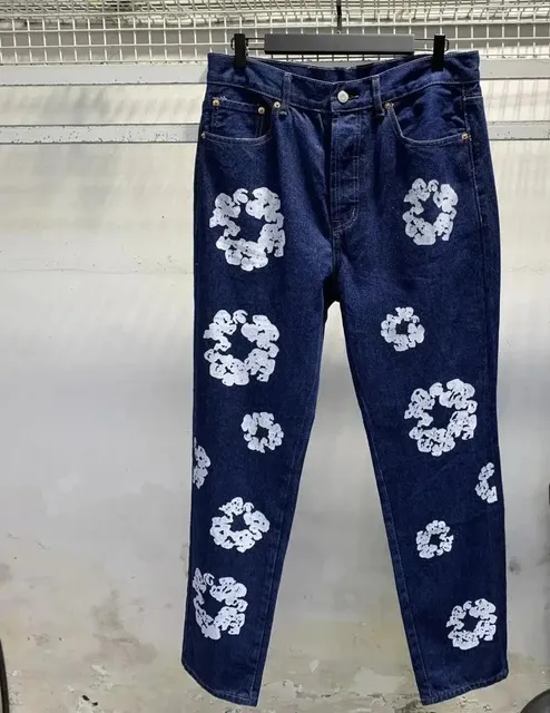 Levi's 501 Jeans Cloud Print
