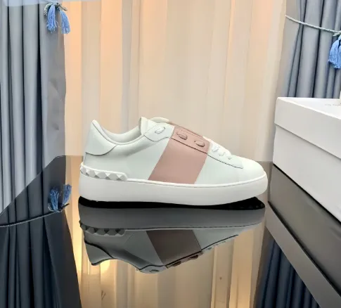 Valentino Rockstud Low White and Beige