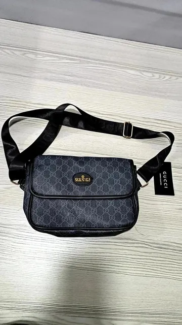 Gucci Crossbody Bag GG Monogram
