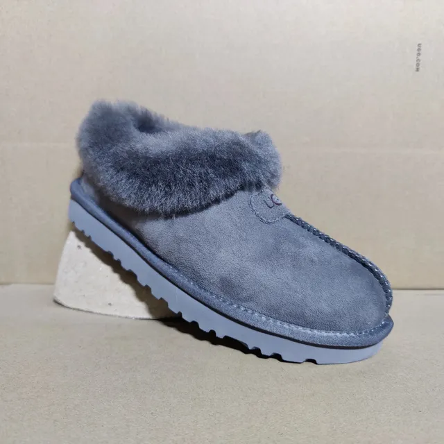 UGG sandals slippers