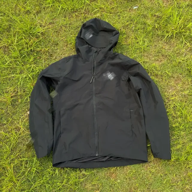 连帽风衣 黑银 Solano Hoodie Shell