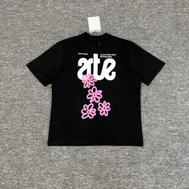 Arte Antwerp Graphic Tee Blooming Ideas