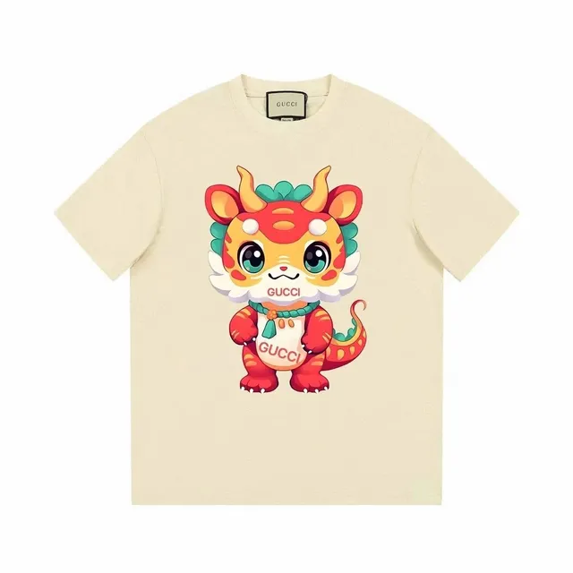 Gucci Graphic T-Shirt Lion Dance Print