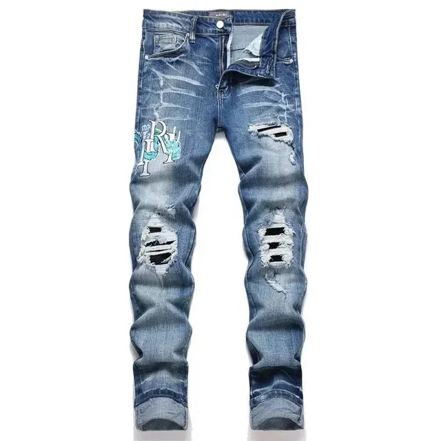 Amiri Distressed Jeans Embroidered Logo