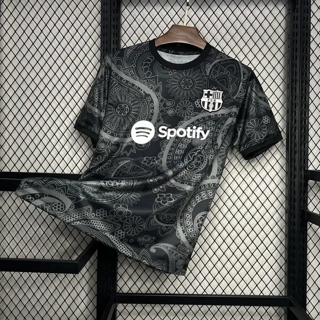 2425 Barcelona Black Training Kit