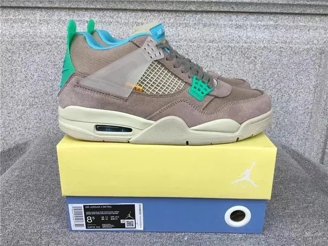 Air Jordan 4 Retro Off-White
