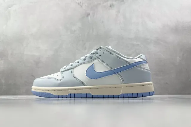 Nike Dunk Low University Blue