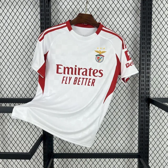 2526 Benfica Second Guest