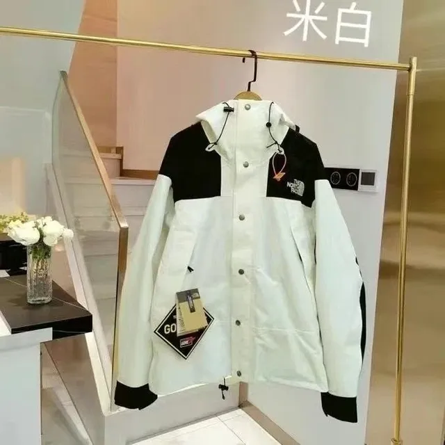 The North Face Mountain Light Jacket White/Black
