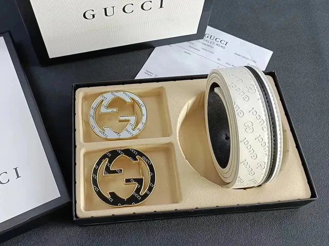 Gucci Interlocking G Belt Reversible Logo-Print Leather
