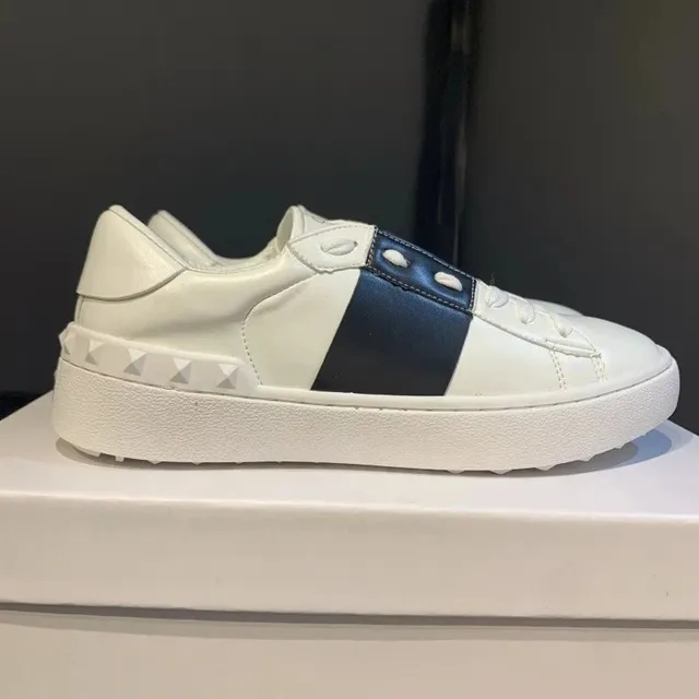 Valentino Rockstud Sneaker White Navy Stripe