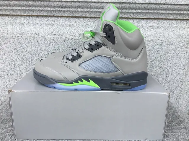 Air Jordan 5 Laser