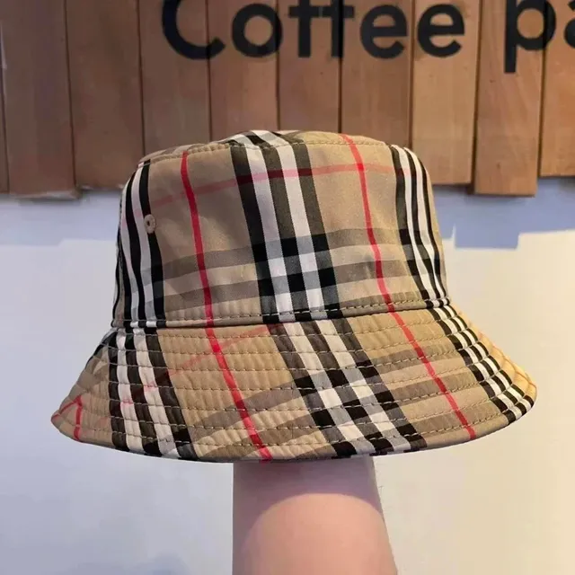 Burberry Bucket Hat Classic Check