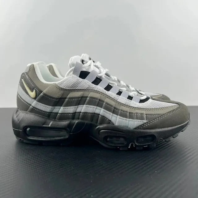 Nike Air Max 95 Greyscale