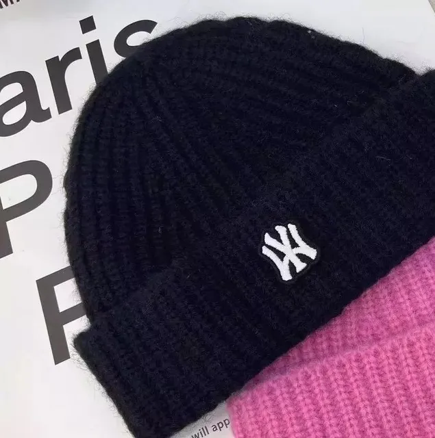 MLB Beanie NY Logo