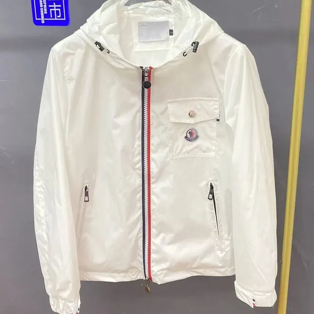 MONCLER 05款 白色