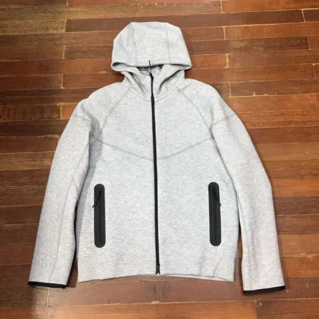 衣路顺丰服饰商行