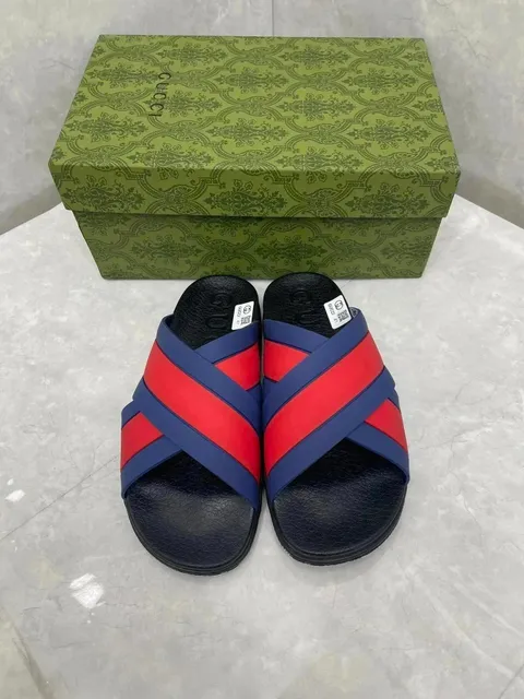 Gucci sandals slippers