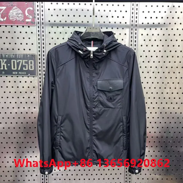 Moncler20