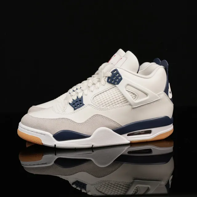 AJ4 x SB White Blue DR5415-100