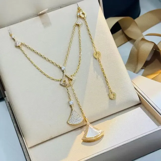 Bulgari Serpenti Fan Pendant Necklace Pavé Diamond and Mother-of-Pearl