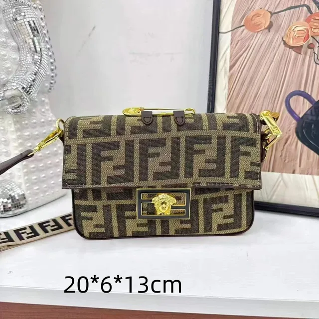 Fendi Baguette