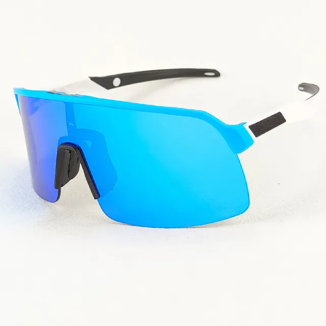 Blue frame, white feet, silver logo, ice blue sheet