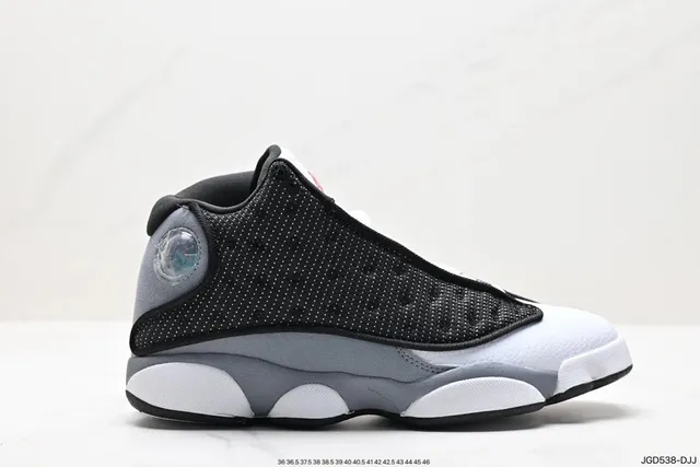 Air Jordan 13 Low