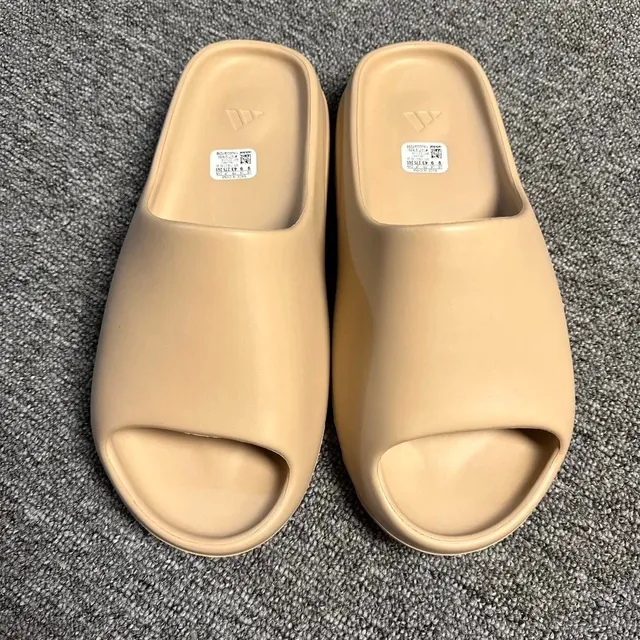 GX SLIDE光面沙色 FW6344