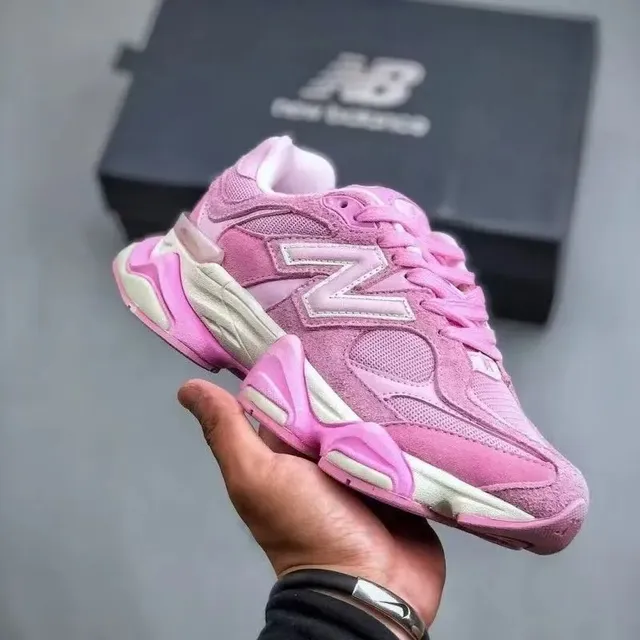 New Balance 9060 Pink