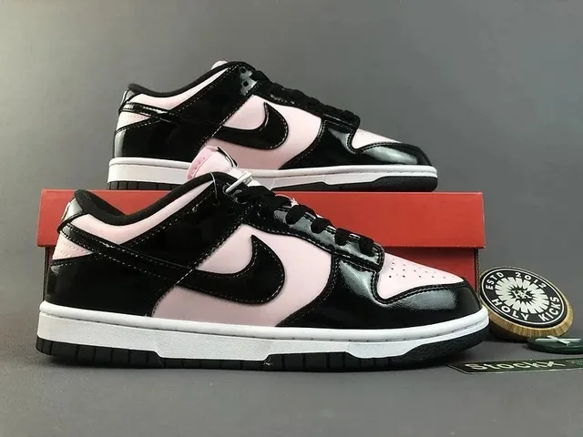 Nike Dunk Low Pink Patent