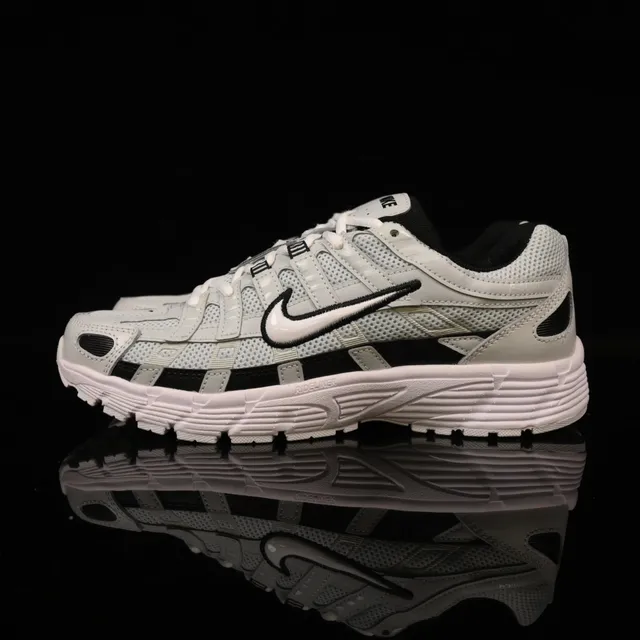 Nike Racer White Black